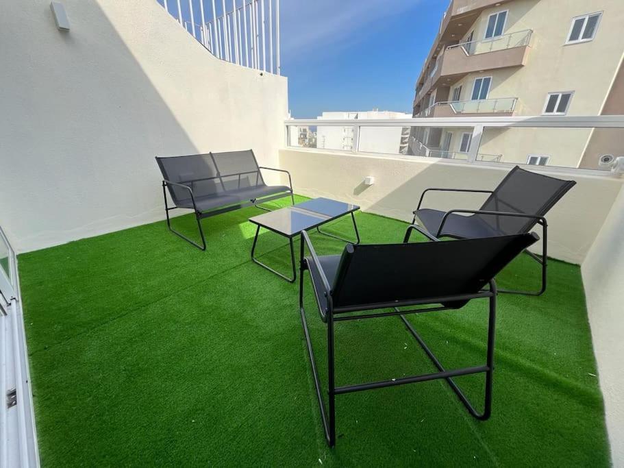 세인트폴스베이 Penthouse St Paul'S Bay 아파트 외부 사진